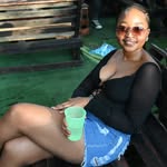 Sharon Dee - @sharondee1602 - Instagram