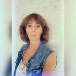 @sharondrostt - Instagram