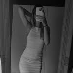 𝑆ℎ𝑎𝑟𝑜𝑛 - @sharongrassoo - Instagram