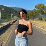 Sharon Handy - @sharionghandy - Instagram