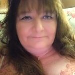 Sharon Huggins - @yesyourhynas - Instagram