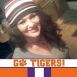 Sharon Koon - @sharonlkoon69 - Instagram