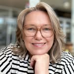 Sharon Luck, Caloundra cookie maker - @caloundracookieco - Instagram