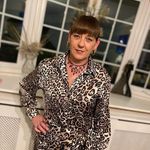 Sharon Oakes - @sharonoakes22 - Instagram
