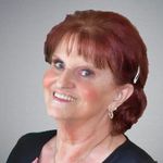 Sharon Rayburn - @homesbuysharon - Instagram