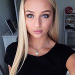 Sharon Ricker - @sharon_rickeruz90v14 - Instagram