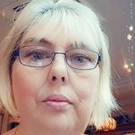 Sharon Squires - @squires909 - Instagram