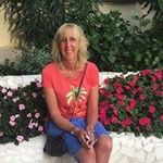 Sharon Squires - @sharon.squires.716 - Instagram