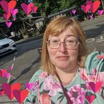 Sharon Tinker - @sharoninglis - Instagram