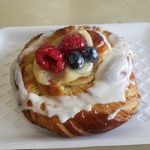 Sharon Titus & Winter Redd - @hungrysquared - Instagram