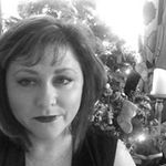 Sharon Dwyer-Travers - @dwyertravers - Instagram