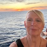 Sharon Voss - @shalou63 - Instagram