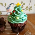 Sharon Whittaker - @beehappybakes - Instagram