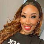Sharron Andrews - @sweetfacebeaute - Instagram