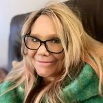 Sharron Bennett - @twinkle469 - Instagram