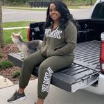 Sharron Griffith - @sharron.griffith.75 - Instagram