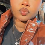Sharon Holmes - @xoxo_shay.beauty - Instagram