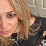 Sharon Perry - @miss_sunnyshar - Instagram