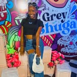 Sharon James - @sharon_nnake - Instagram