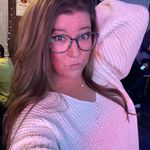Shawna Gilpatrick - @talk_alien_to_me - Instagram