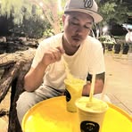 Shawn Le - Facebook