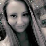 Shay Bartlett - @petitequeen5151 - Instagram