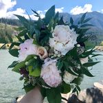 Shea Bryant - @thefckingflorist - Instagram