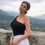Sheena Bell - @sheenabell99 - Instagram