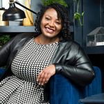 Sheena Thompson - @realtorontoliving - Instagram