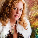 Sheila Applegate  she/her - @sheilaapplegatebrightstar - Instagram