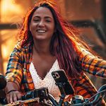 Sheila Ayala - @tropicalbobber - Instagram