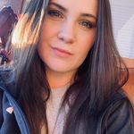 Shelby Meier - @blondeandoblivious2.0 - Instagram