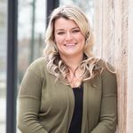 Shelby Stapleton - @shelbystapleton_realtor - Instagram