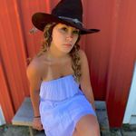 Shelbie Thacker - @st_beauty_barn - Instagram