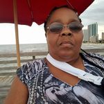 Shelia Lee - @shelia.lee.393 - Instagram