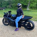 Shelly Burch - @twos_tip - Instagram