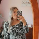Shelley Roche - @shelleyroche - Instagram