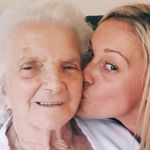 Shelley Townsend - @shelleyt85 - Instagram