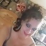 Shelli Hayes - @shelli.hayes.315 - Instagram