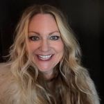 Shellie Taylor - @shelliebellie1166 - Instagram
