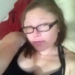 Shellie Brandt - @livealilwild805 - Instagram