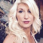 Shellie Hunt - Facebook