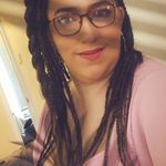 shellie - @shellie.moore - Instagram