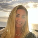 Shelley Blackman - @shelley_blackmanx - Instagram
