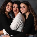 Shelly Block -Yaney - @yaneyontheblock - Instagram