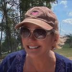 Shelly Bobb - @greenferrets - Instagram