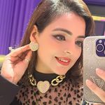 $ # € L L Y   D # ! N G ₹ @ 🦋 - @_shelly_dhingra - Instagram
