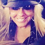Shelly Downer - @shelly_downer_ - Instagram