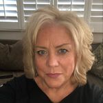 Shelly Fox - @seeshellnjake - Instagram