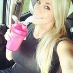 Shelly Kim - @shelly.kim.792 - Instagram